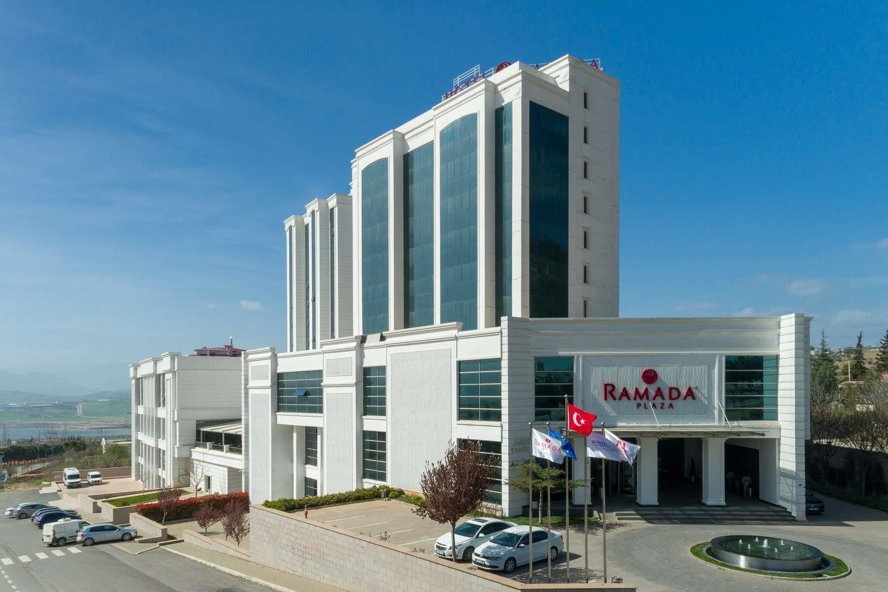 Hotel Ramada Plaza By Wyndham Kahramanmaraş Esterno foto